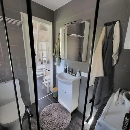 度假居 Idaraugu Puhkemaja Saaremaa Pohjarannikul *