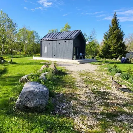 Idaraugu Puhkemaja Saaremaa Pohjarannikul 度假居 Raugu