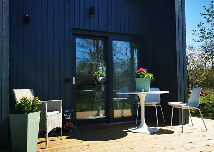 Idaraugu Puhkemaja Saaremaa Pohjarannikul Raugu