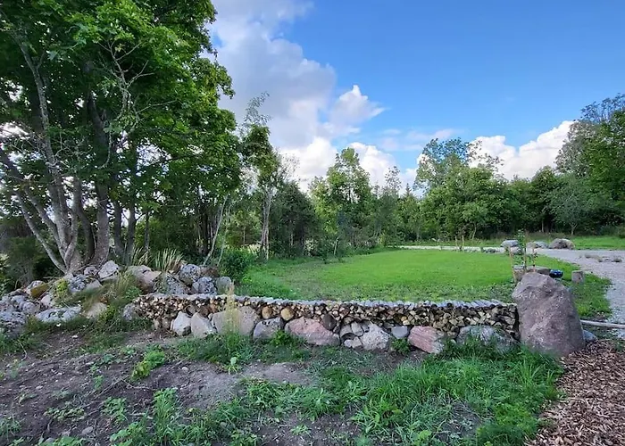 Idaraugu Puhkemaja Saaremaa Pohjarannikul *